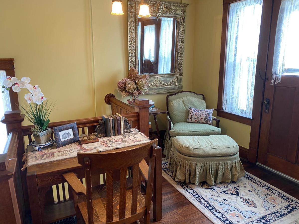 The Edmond An 1887 Arts & Crafts Gem Apartment Сейнт Джоузеф Екстериор снимка