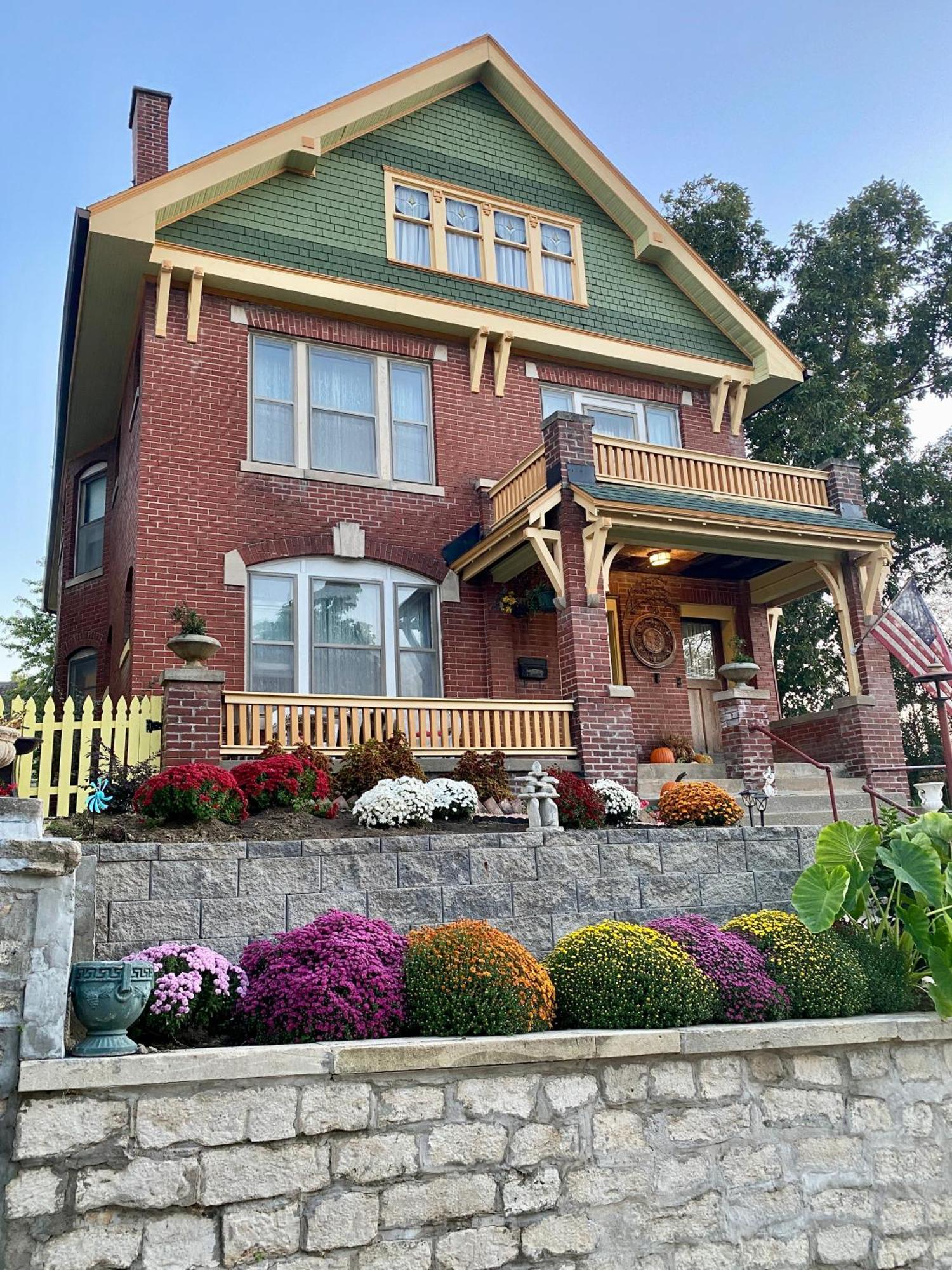 The Edmond An 1887 Arts & Crafts Gem Apartment Сейнт Джоузеф Екстериор снимка